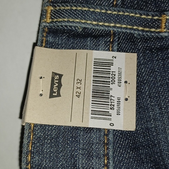Levi's 569 Loose Straight Fit Jeans #569-0041 Size-42x32 NWT - Picture 2 of 5